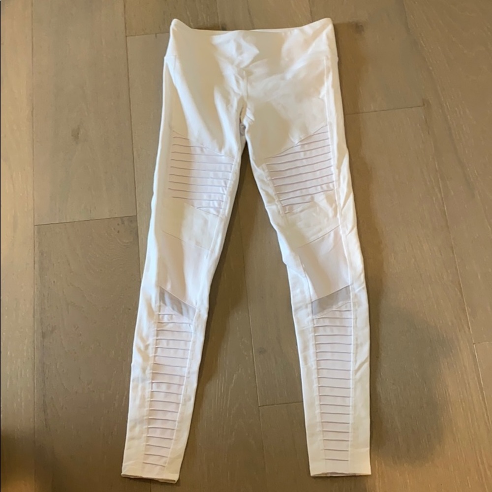 ALO Moto Leggings